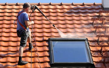 roof cleaning Benington